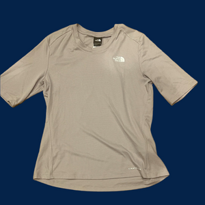 NWT -The North Face Moonstone Grey Women's Shadow Short Sleeve Top - size L